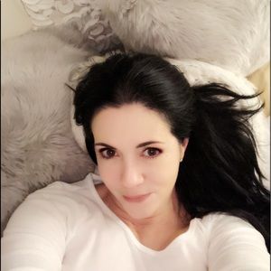 Meet your Posher, Mari